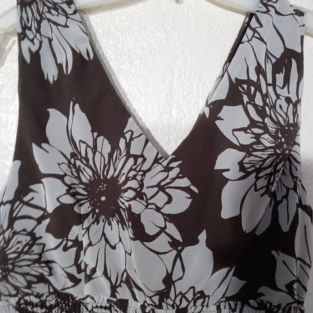 VINTAGE TWYLA BLU BROWN AND WHITE FLORAL SHEER LINED SLEEVELESS DRESS. SIZE 12 - Picture 3 of 6